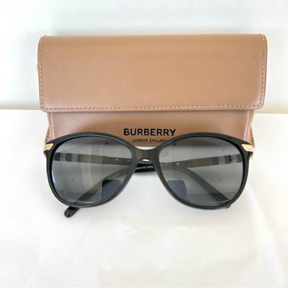 BURBERRY Italy B 4216 3001/T3 Cat Eye Full Rim Black w Strips Frame Glasses - Picture 2 of 13